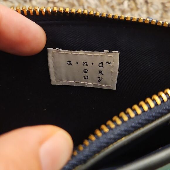 A New Day Green & White Striped Wallet – Card Holder Zip Compartment - Picture 5 of 7